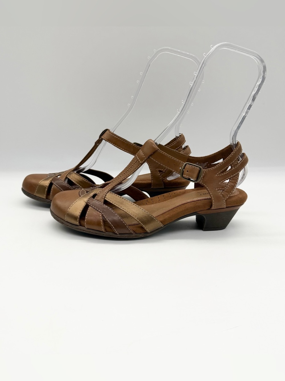 Rockport Cobb Hill Aubrey T-Strap Leather Sandal Pump Brown Women's Size 9.5 EUC